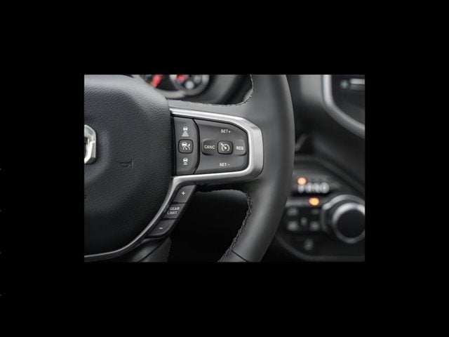 2025 RAM Ram 1500 RAM 1500 BIG HORN CREW CAB 4X4 5'7' BOX