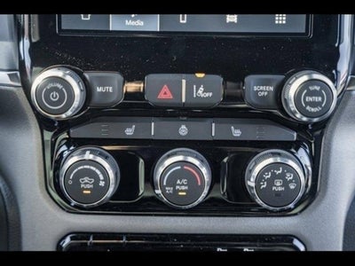 2025 RAM Ram 1500 RAM 1500 BIG HORN CREW CAB 4X4 5'7' BOX