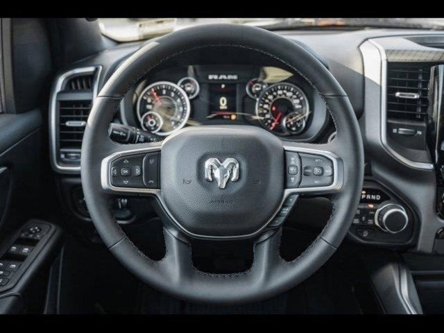 2025 RAM Ram 1500 RAM 1500 BIG HORN CREW CAB 4X4 5'7' BOX