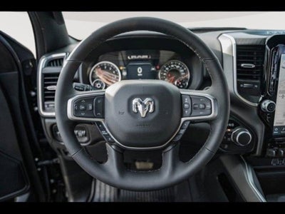 2025 RAM Ram 1500 RAM 1500 BIG HORN CREW CAB 4X4 5'7' BOX