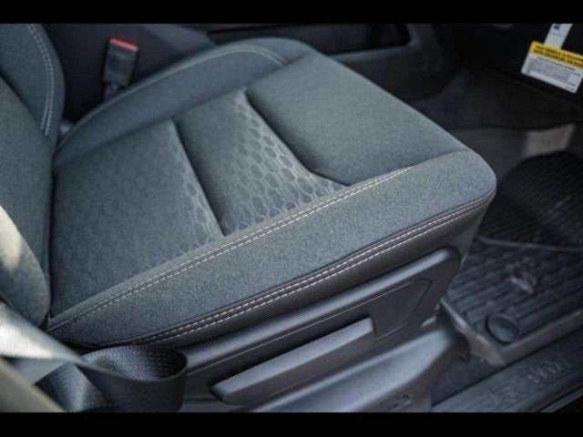 2025 RAM Ram 1500 RAM 1500 BIG HORN CREW CAB 4X4 5'7' BOX