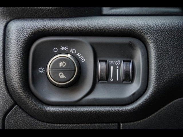 2025 RAM Ram 1500 RAM 1500 BIG HORN CREW CAB 4X4 5'7' BOX