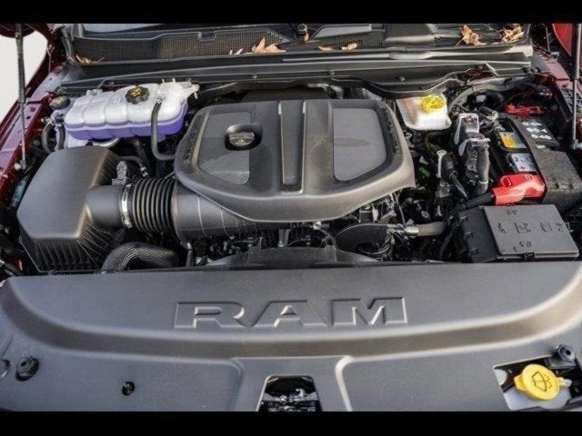 2025 RAM Ram 1500 RAM 1500 BIG HORN CREW CAB 4X4 5'7' BOX