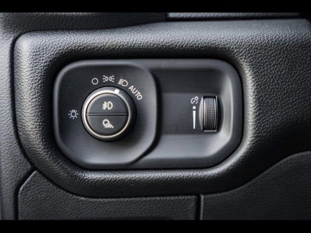 2025 RAM Ram 1500 RAM 1500 BIG HORN CREW CAB 4X4 5'7' BOX