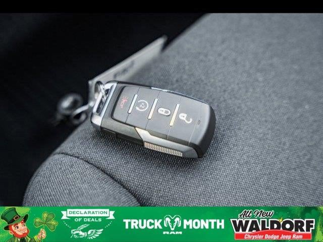 2025 RAM Ram 1500 RAM 1500 BIG HORN CREW CAB 4X4 5'7' BOX