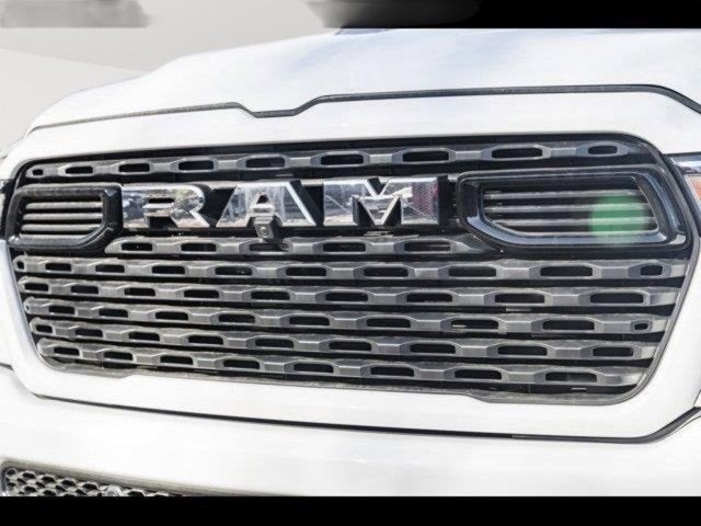 2025 RAM Ram 1500 RAM 1500 BIG HORN CREW CAB 4X4 5'7' BOX