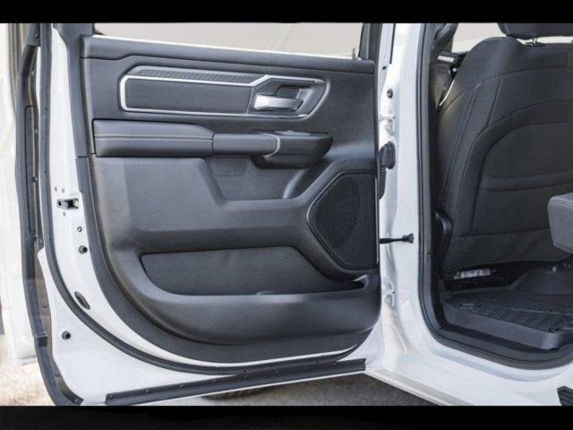 2025 RAM Ram 1500 RAM 1500 BIG HORN CREW CAB 4X4 5'7' BOX