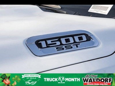 2025 RAM Ram 1500 RAM 1500 BIG HORN CREW CAB 4X4 5'7' BOX