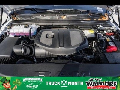 2025 RAM Ram 1500 RAM 1500 BIG HORN CREW CAB 4X4 5'7' BOX