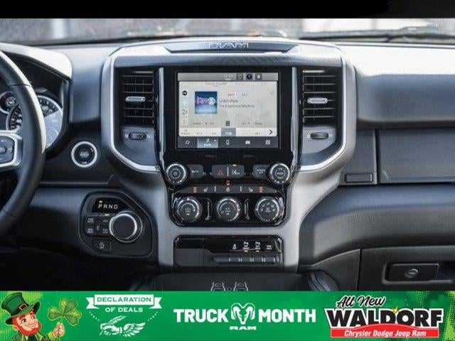 2025 RAM Ram 1500 RAM 1500 BIG HORN CREW CAB 4X4 5'7' BOX