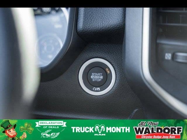 2025 RAM Ram 1500 RAM 1500 BIG HORN CREW CAB 4X4 5'7' BOX