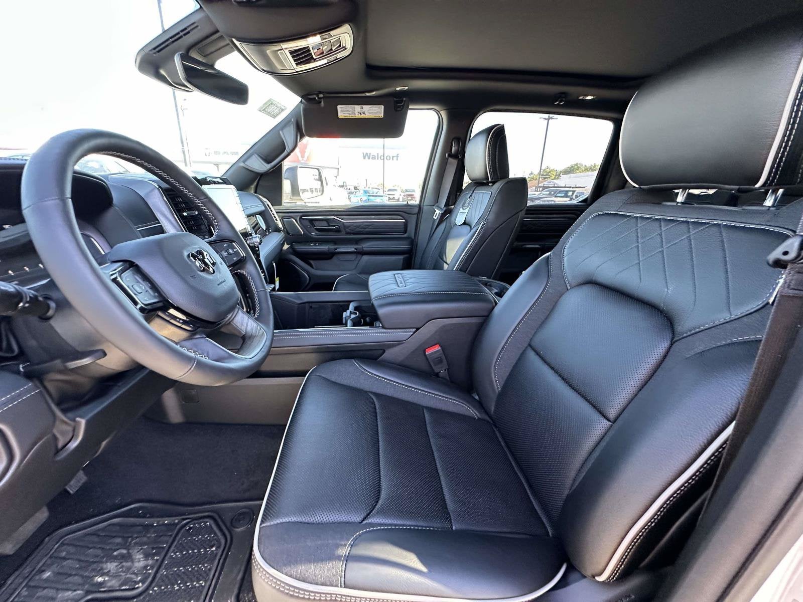2026 RAM Ram 1500 RAM 1500 LIMITED CREW CAB 4X4 5'7' BOX