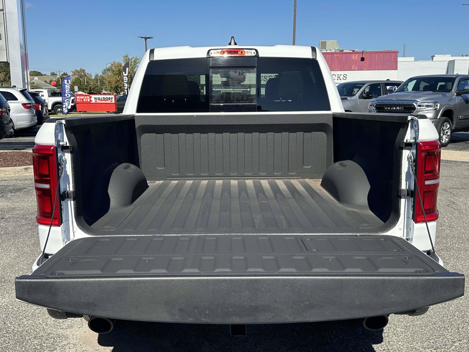 2026 RAM Ram 1500 RAM 1500 LIMITED CREW CAB 4X4 5'7' BOX