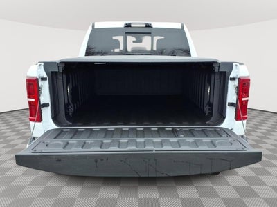 2026 RAM Ram 1500 RAM 1500 LIMITED CREW CAB 4X4 5'7' BOX