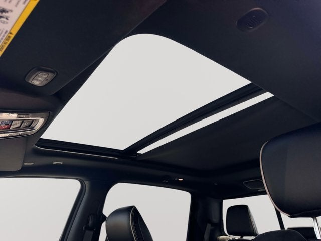 2021 RAM 1500 Laramie Crew Cab 4x4 5'7' Box