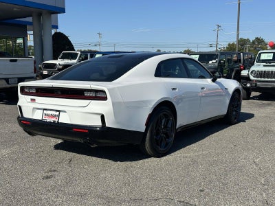 2027 Dodge Charger CHARGER R/T 4-DOOR AWD