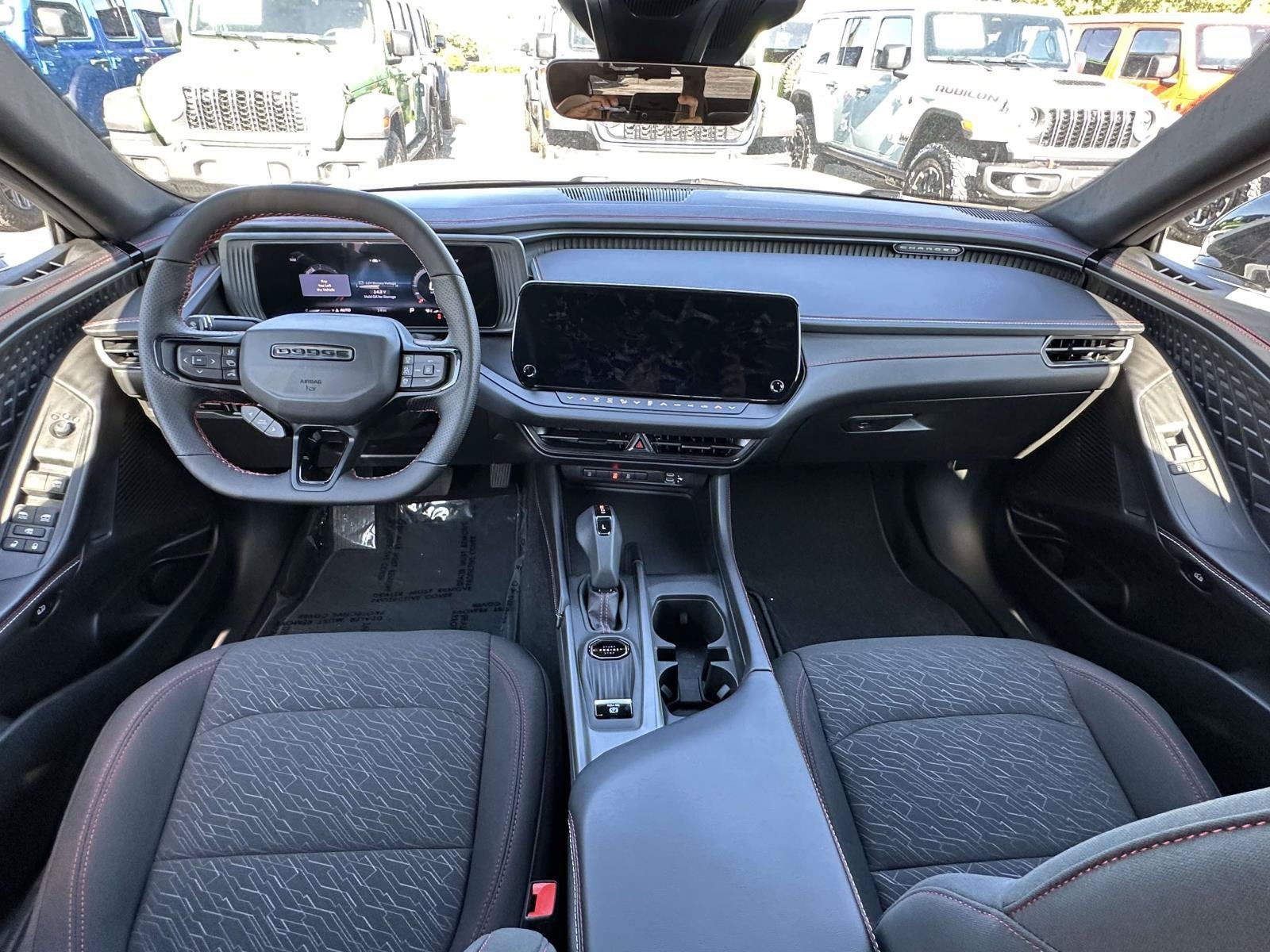 2027 Dodge Charger CHARGER R/T 4-DOOR AWD