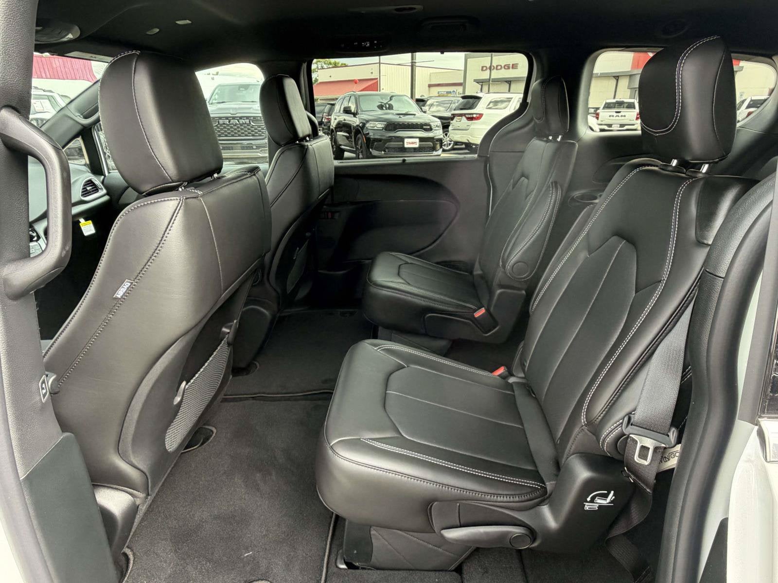 2027 Chrysler Pacifica PACIFICA LX