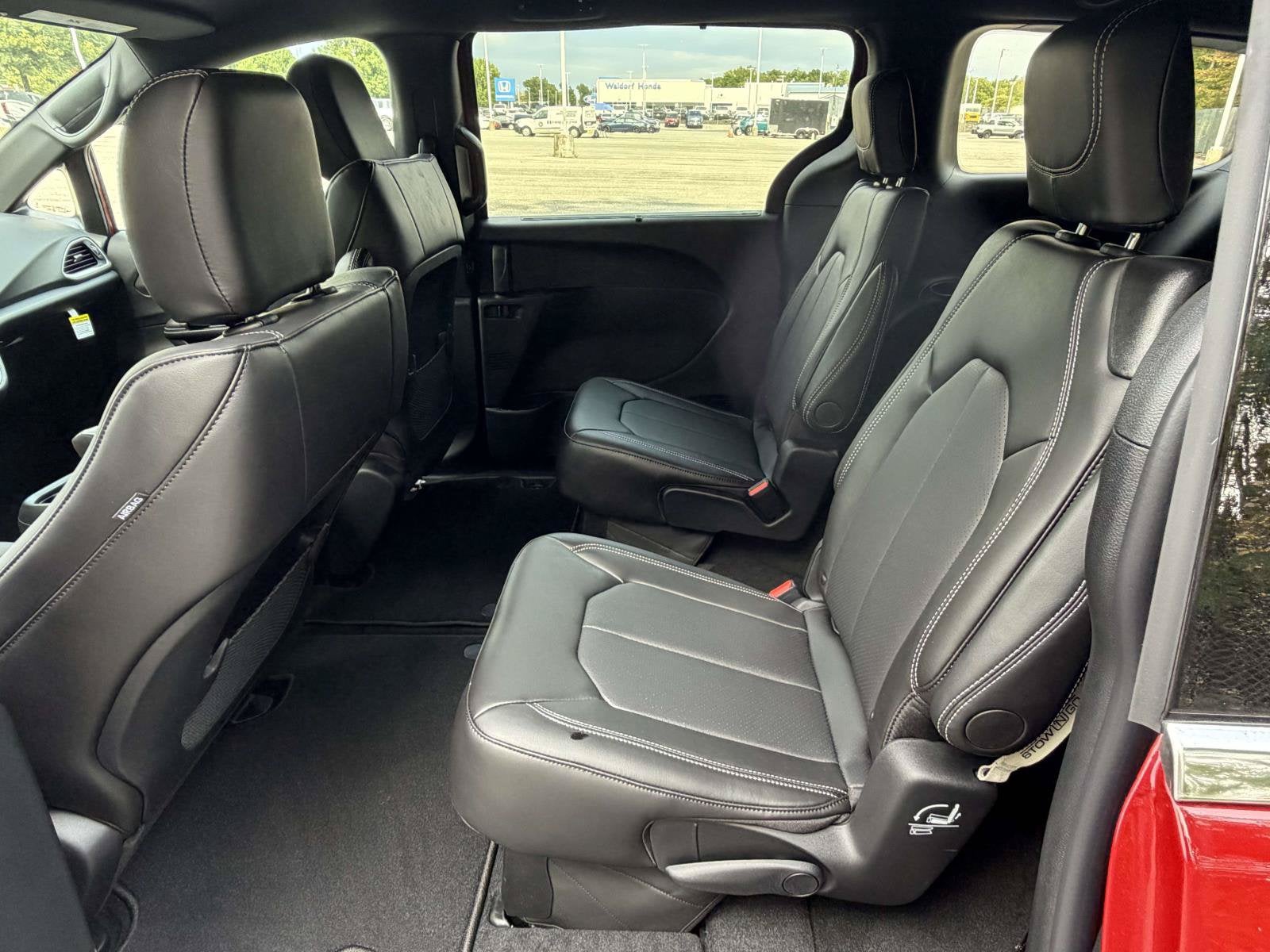 2027 Chrysler Pacifica PACIFICA LX