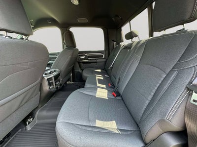 2026 RAM Ram 3500 RAM 3500 BIG HORN CREW CAB 4X4 6'4' BOX