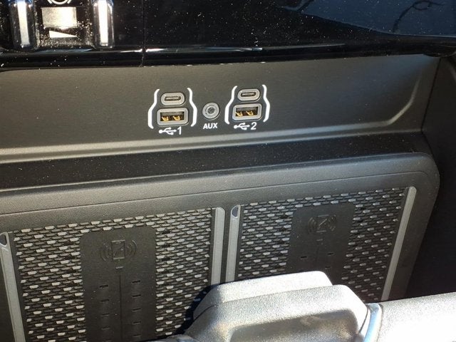 2026 RAM 3500 Laramie - Photo 16