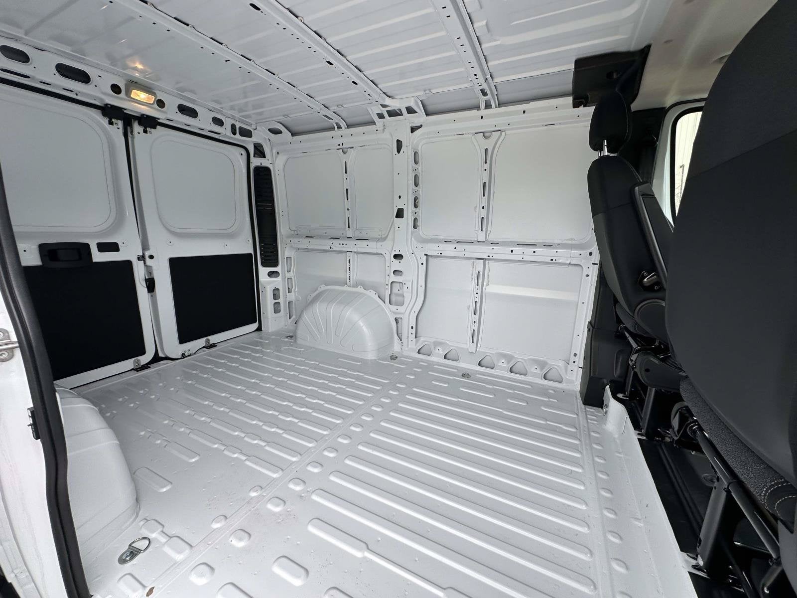2026 RAM Ram ProMaster RAM PROMASTER 1500 TRADESMAN CARGO VAN LOW ROOF 118' WB