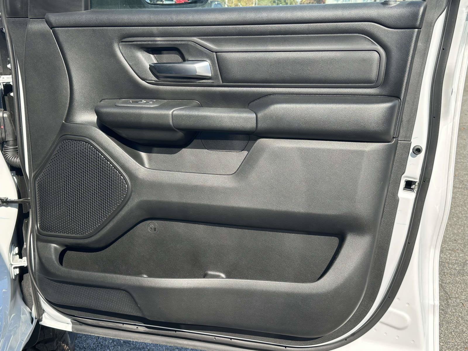2027 RAM Ram 1500 RAM 1500 WARLOCK CREW CAB 4X4 5'7' BOX