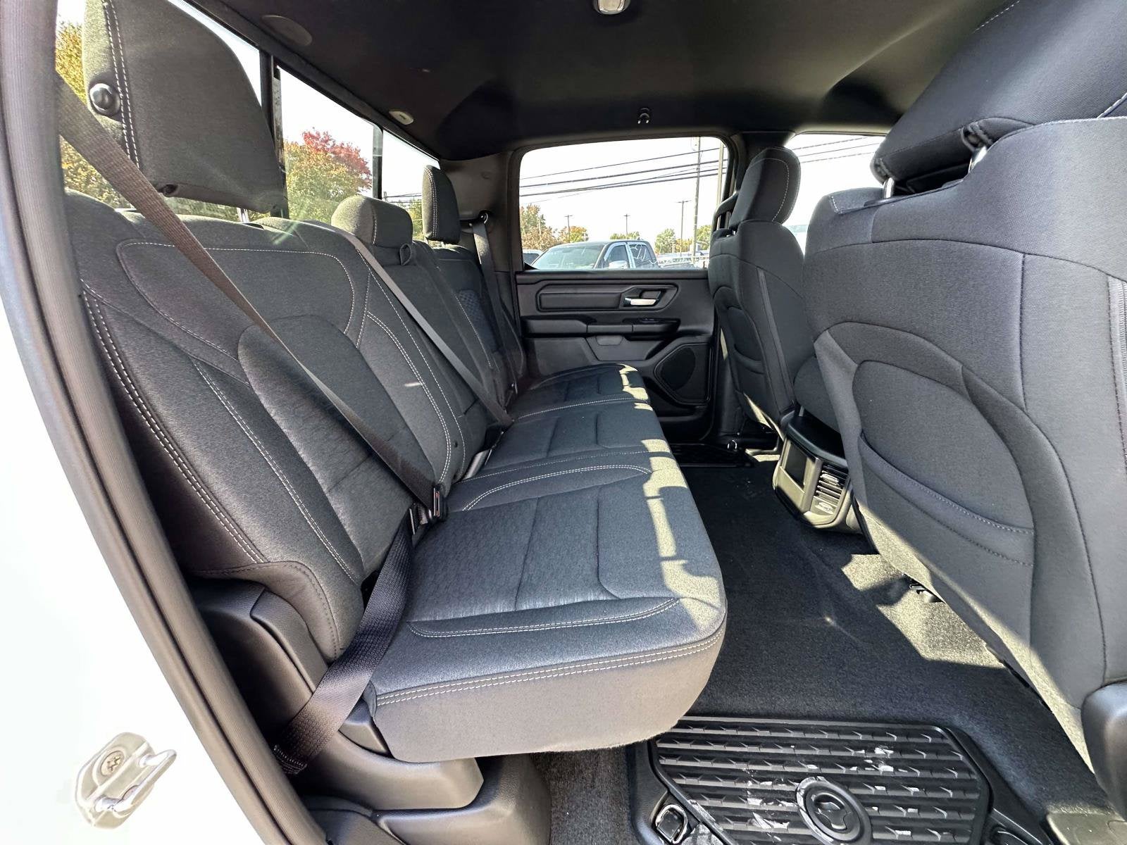 2027 RAM Ram 1500 RAM 1500 WARLOCK CREW CAB 4X4 5'7' BOX