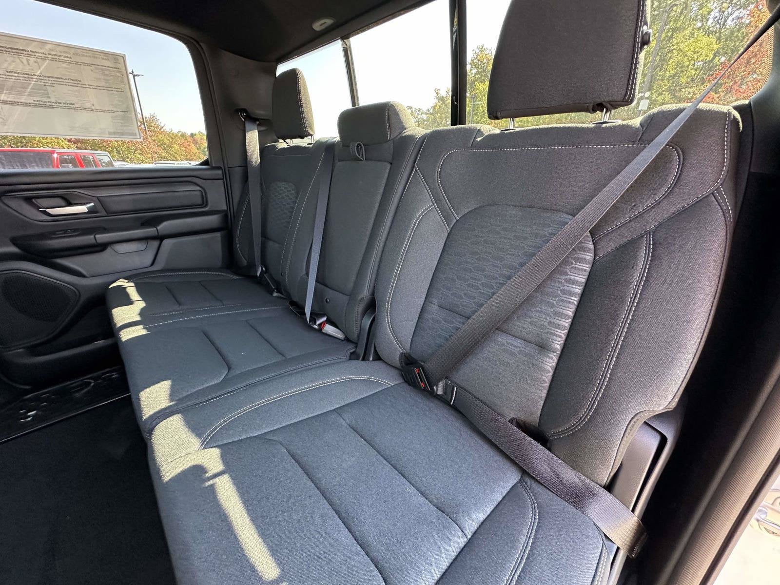 2027 RAM Ram 1500 RAM 1500 WARLOCK CREW CAB 4X4 5'7' BOX
