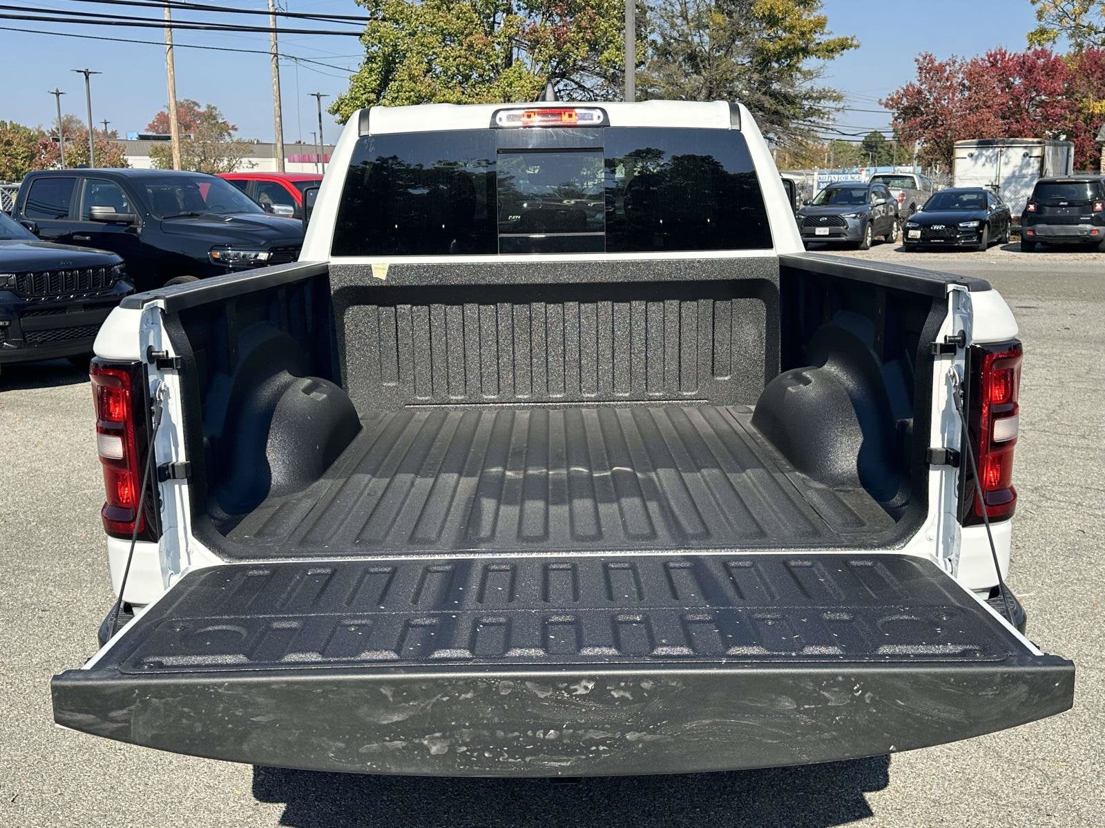 2027 RAM Ram 1500 RAM 1500 WARLOCK CREW CAB 4X4 5'7' BOX