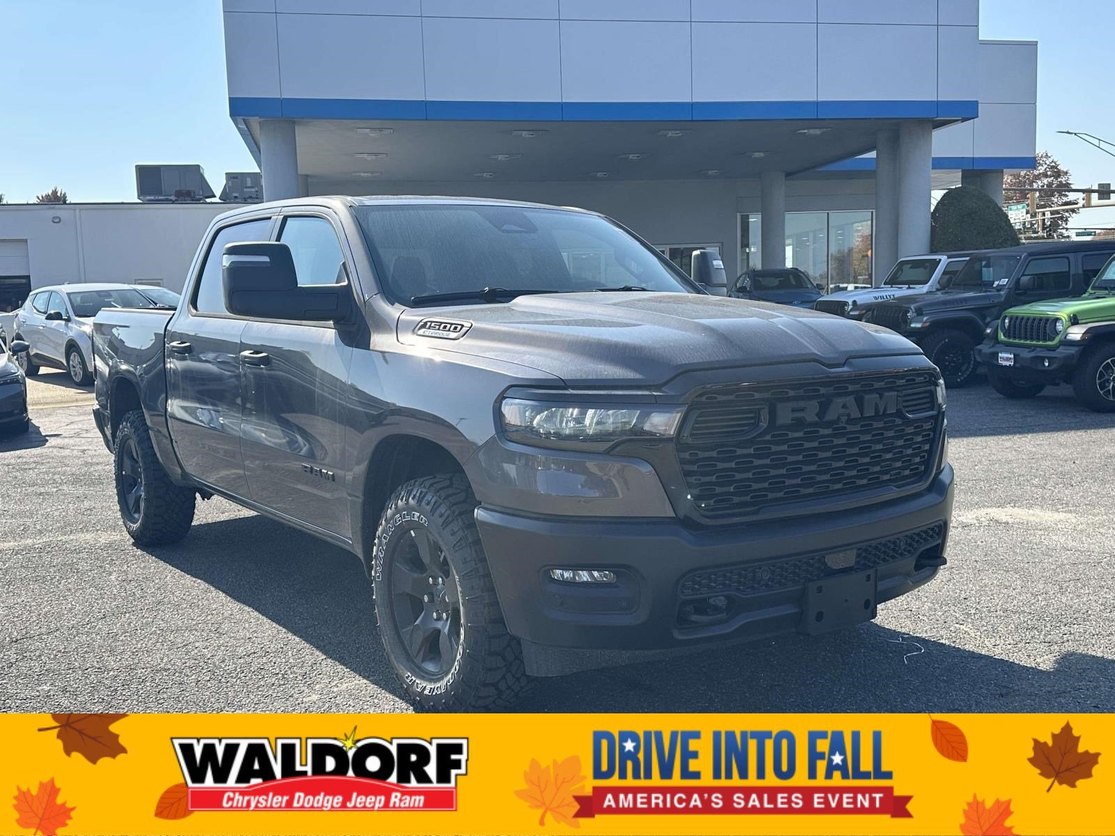 2027 RAM Ram 1500 RAM 1500 WARLOCK CREW CAB 4X4 5'7' BOX