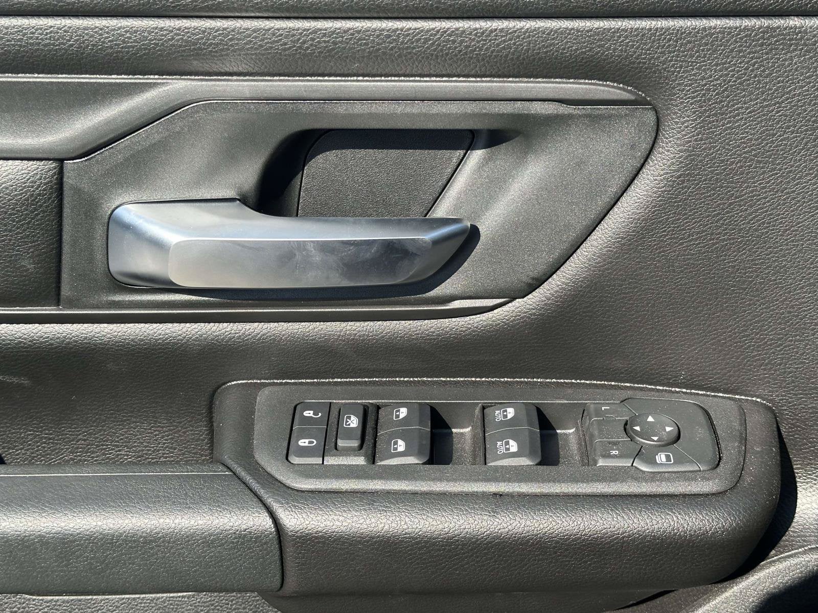 2027 RAM Ram 1500 RAM 1500 WARLOCK CREW CAB 4X4 5'7' BOX