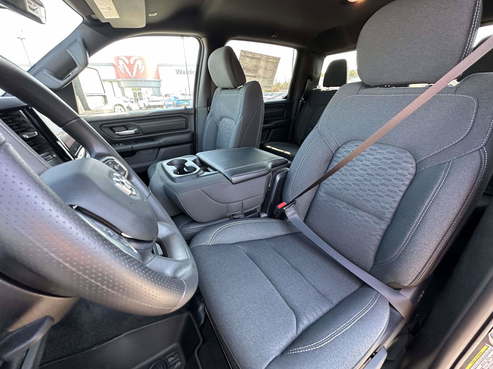 2027 RAM Ram 1500 RAM 1500 WARLOCK CREW CAB 4X4 5'7' BOX