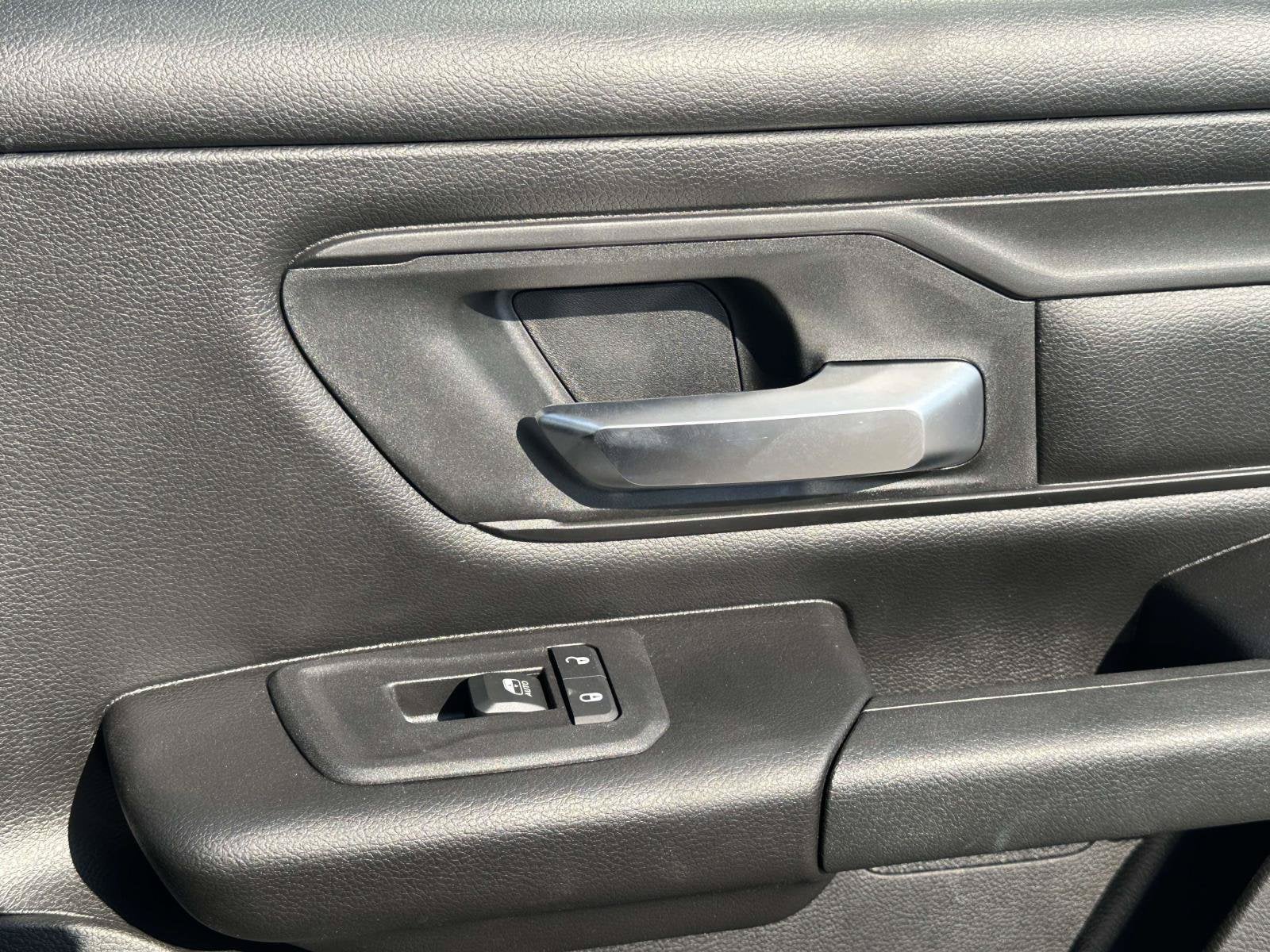 2027 RAM Ram 1500 RAM 1500 WARLOCK CREW CAB 4X4 5'7' BOX