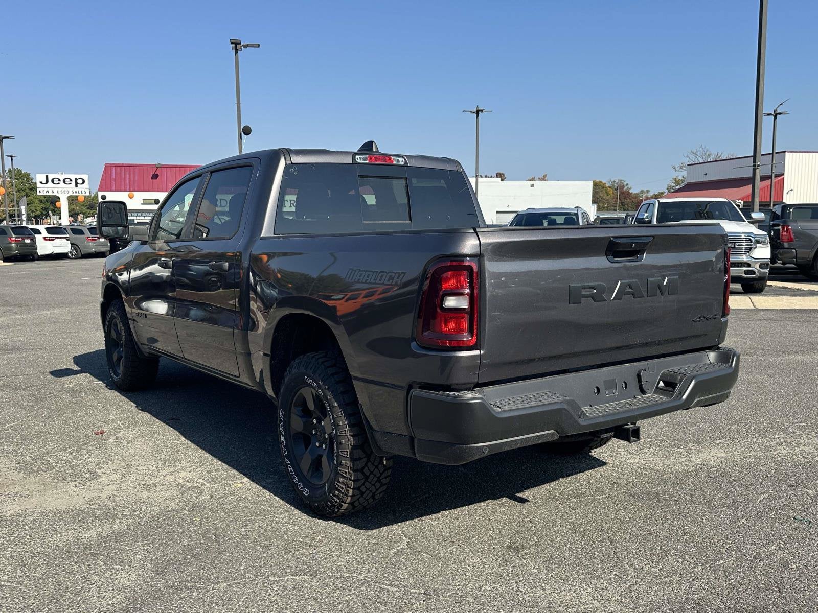 2027 RAM Ram 1500 RAM 1500 WARLOCK CREW CAB 4X4 5'7' BOX