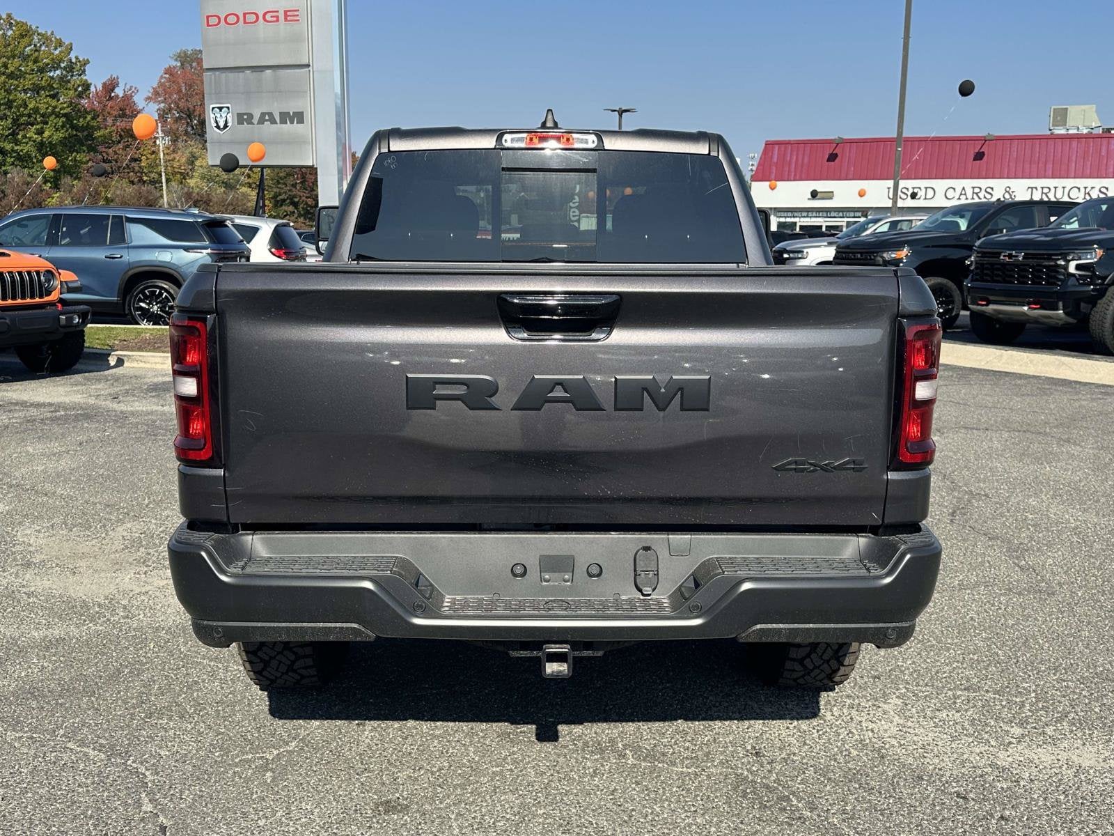 2027 RAM Ram 1500 RAM 1500 WARLOCK CREW CAB 4X4 5'7' BOX