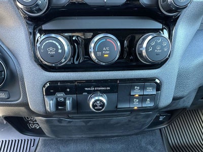 2027 RAM Ram 1500 RAM 1500 WARLOCK CREW CAB 4X4 5'7' BOX