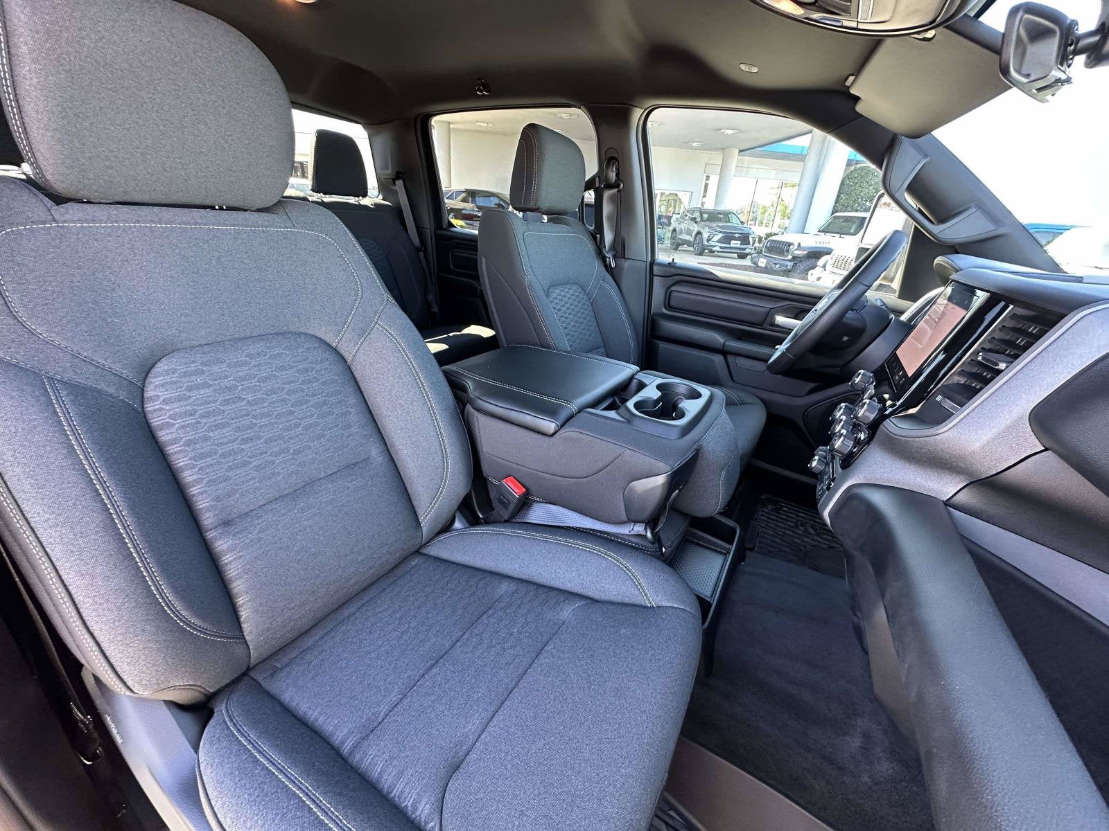 2027 RAM Ram 1500 RAM 1500 WARLOCK CREW CAB 4X4 5'7' BOX