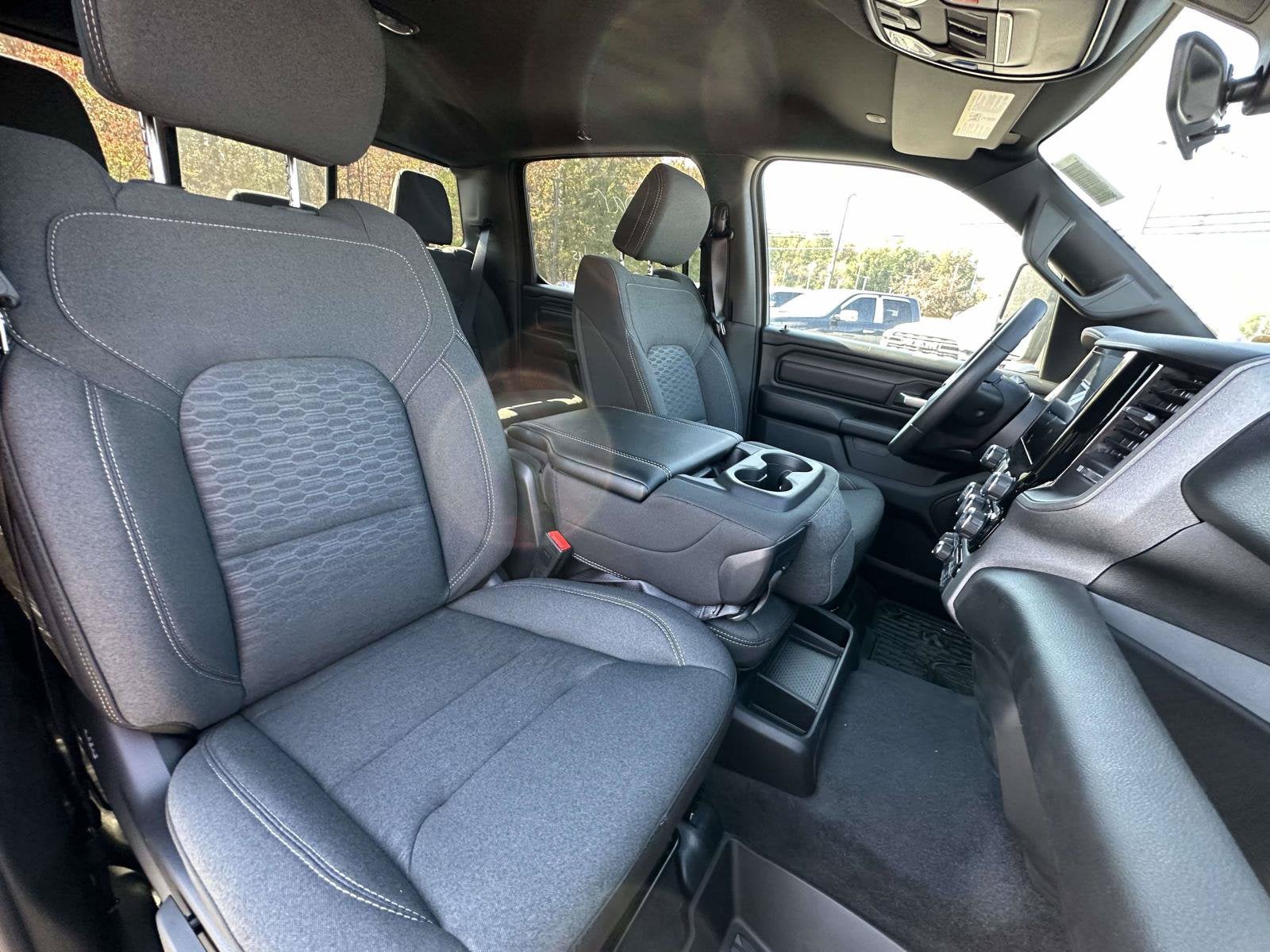 2027 RAM Ram 1500 RAM 1500 WARLOCK CREW CAB 4X4 5'7' BOX