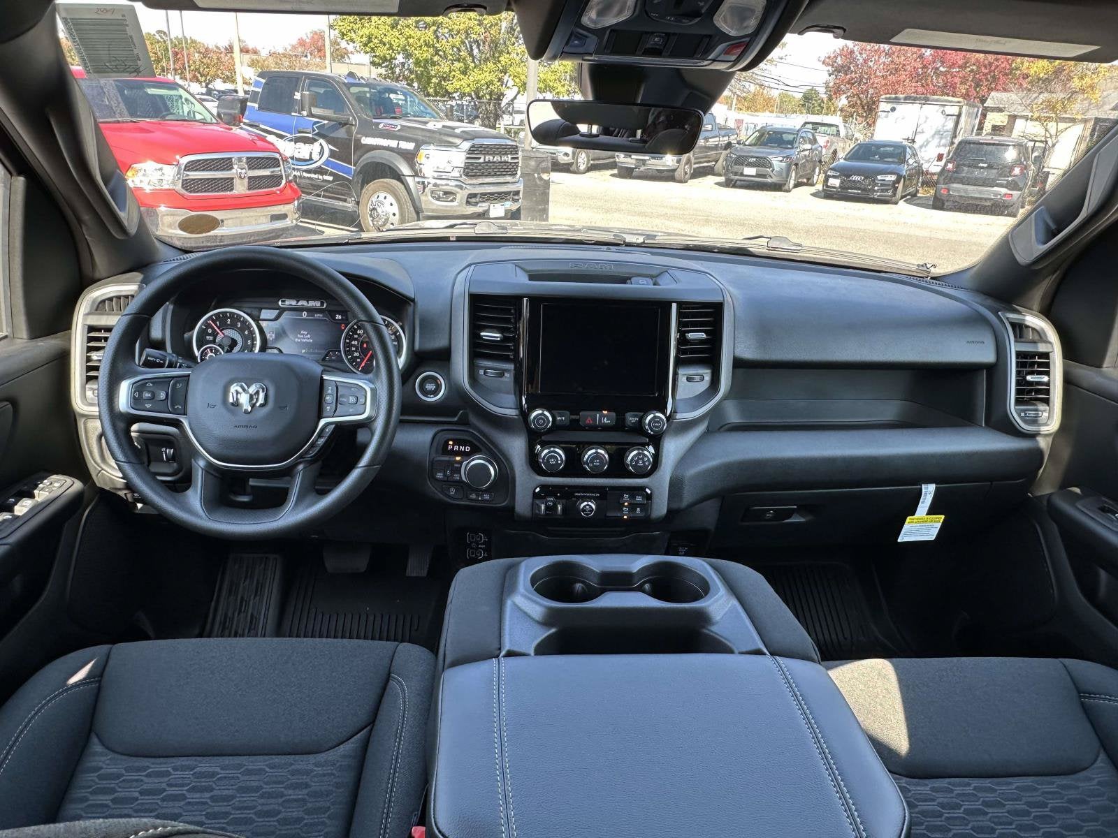 2027 RAM Ram 1500 RAM 1500 WARLOCK CREW CAB 4X4 5'7' BOX