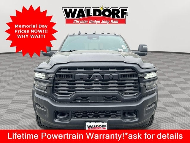 2026 RAM Ram 5500 Chassis Cab RAM 5500 TRADESMAN CHASSIS CREW CAB 4X4 60' CA