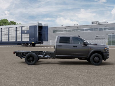 2026 RAM Ram 5500 Chassis Cab RAM 5500 TRADESMAN CHASSIS CREW CAB 4X4 60' CA