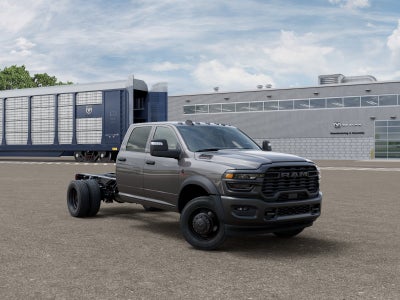 2026 RAM Ram 5500 Chassis Cab RAM 5500 TRADESMAN CHASSIS CREW CAB 4X4 60' CA