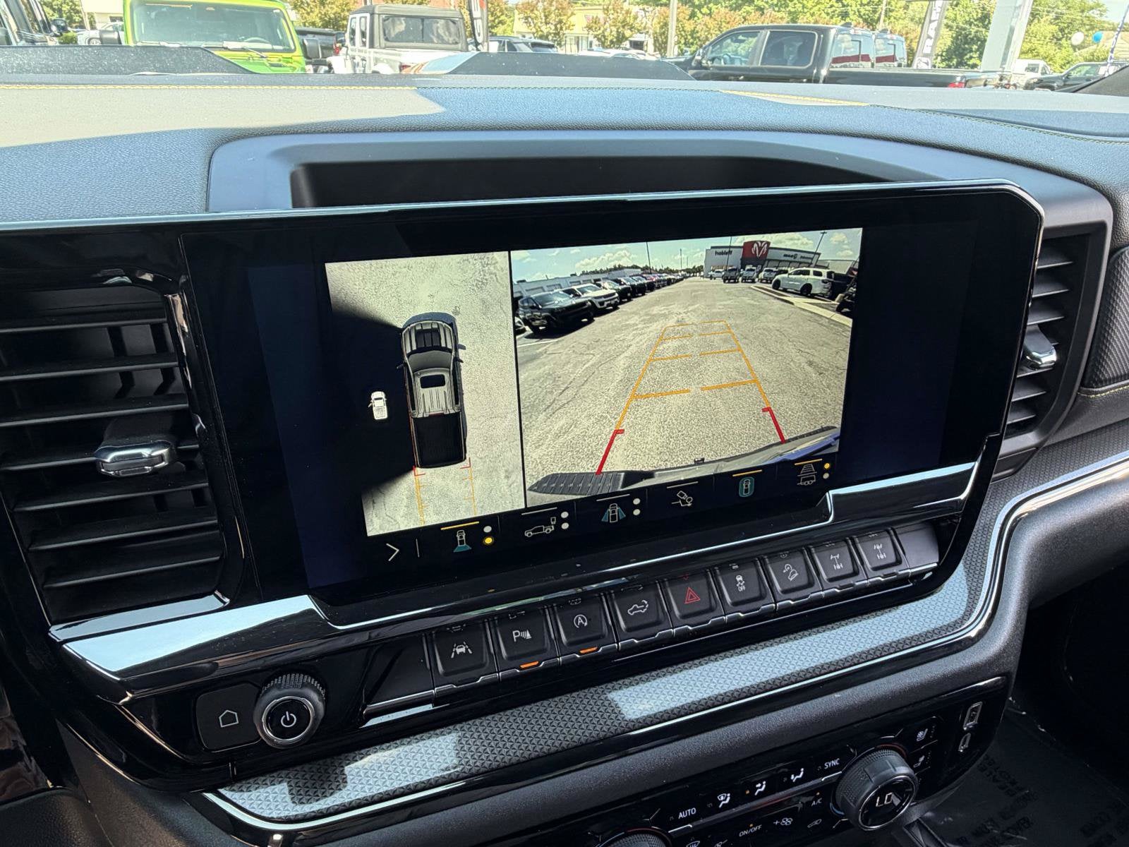 2023 Chevrolet Silverado 1500 4WD Crew Cab Short Bed ZR2