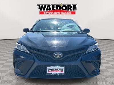 2020 Toyota Camry SE