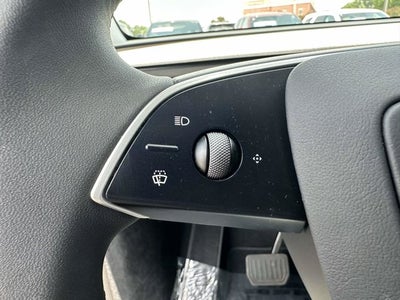 2026 Tesla Model Y AWD