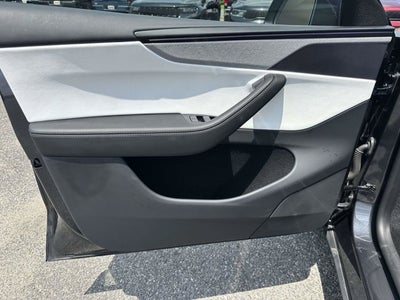2026 Tesla Model Y AWD