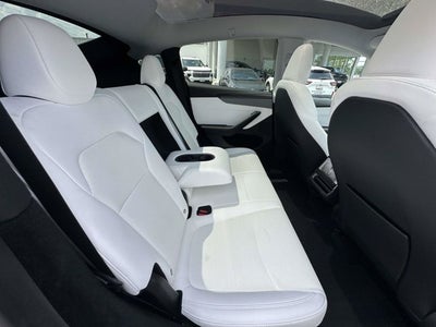2026 Tesla Model Y AWD