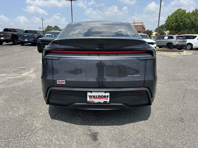 2026 Tesla Model Y AWD