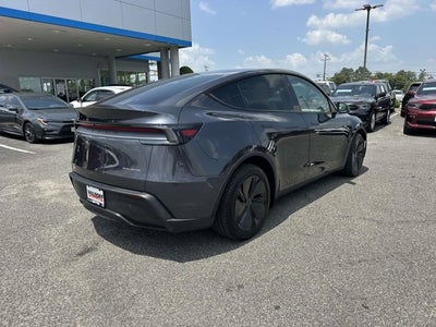 2026 Tesla Model Y AWD